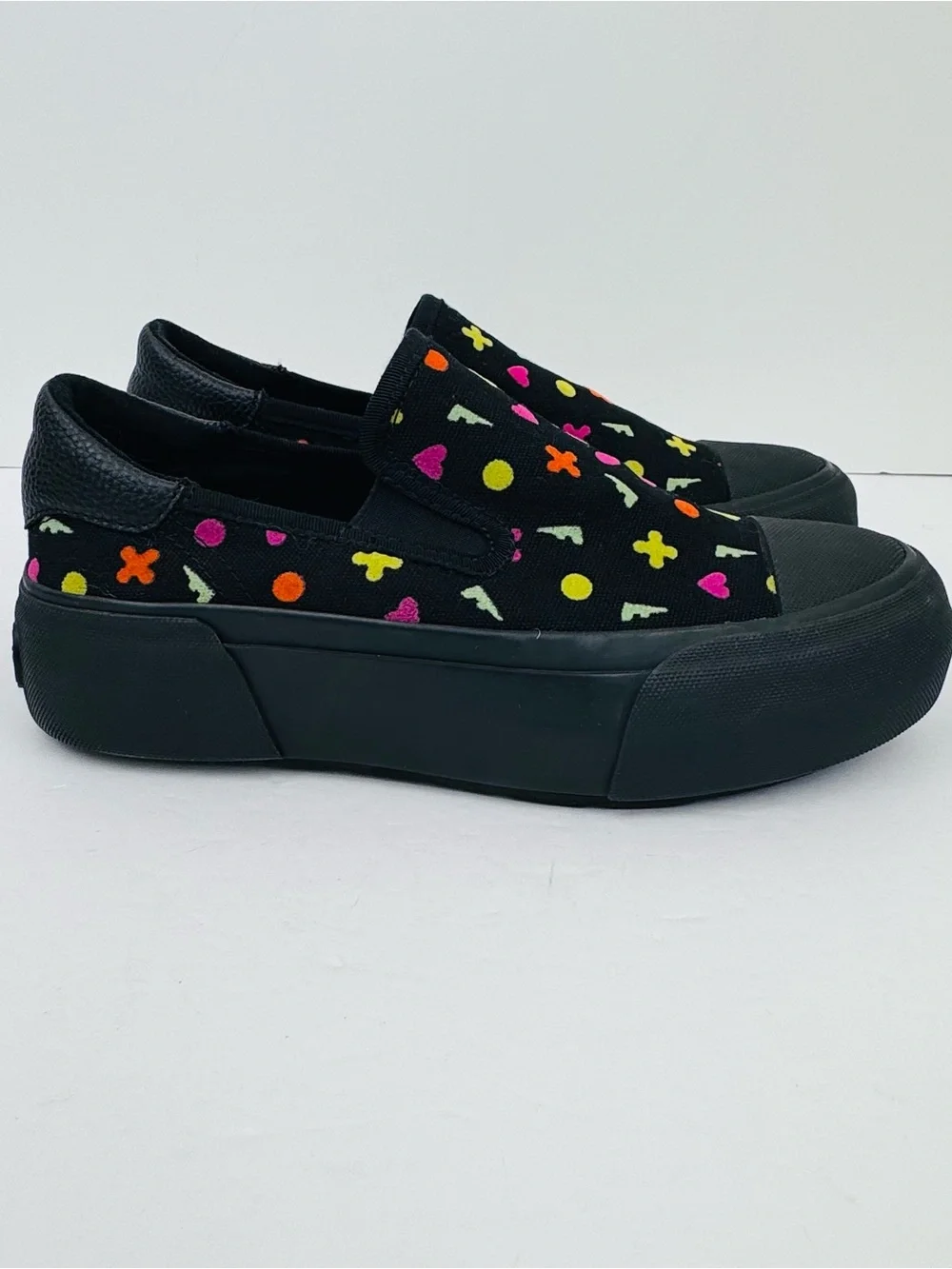 John Fluevog 'The Willett' casual slip-on shoes. Men’s size 6, women’s size 8.